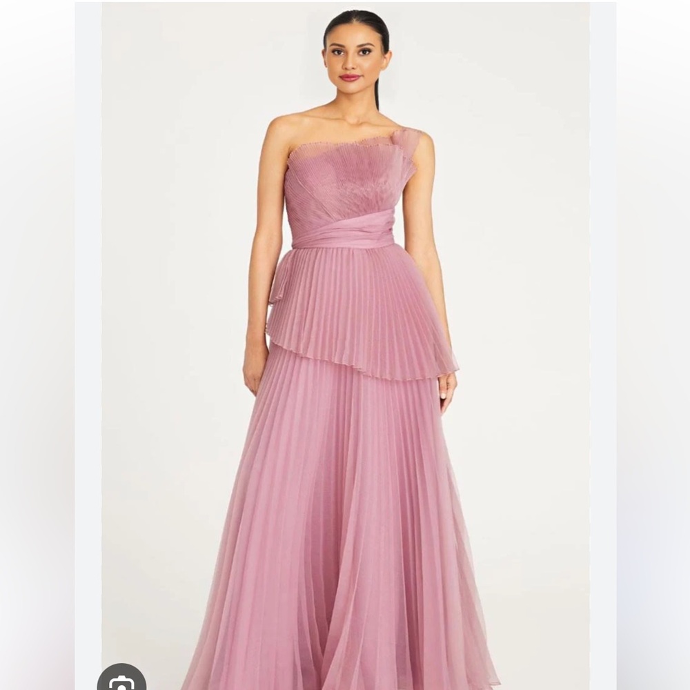 NWT THEIA Delphine Pleaded Organza Gown, Size 14